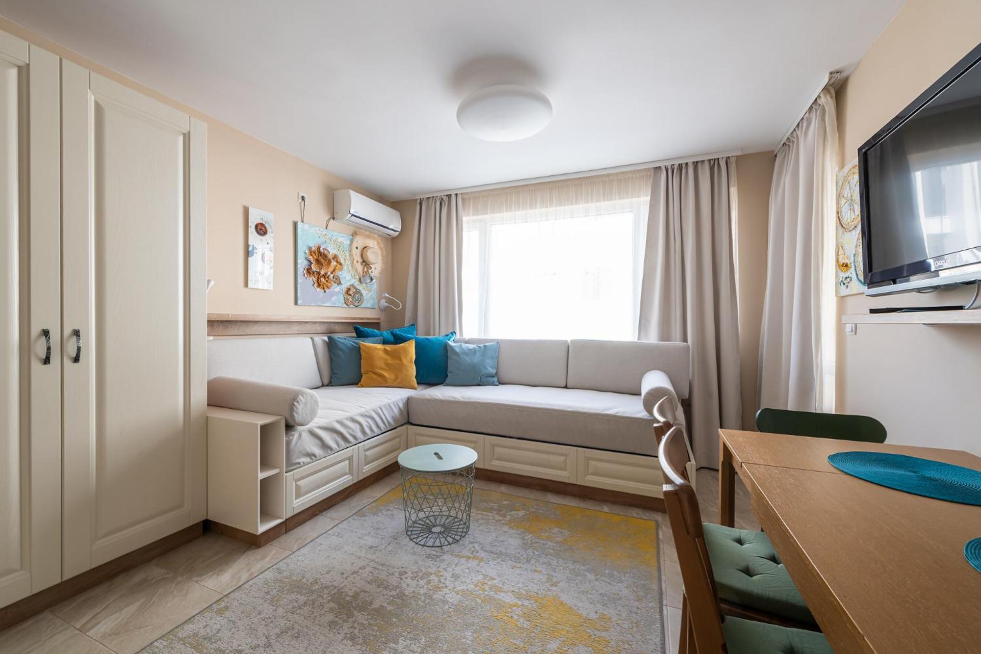 Aquamarine Apartment Pomorie Exterior photo